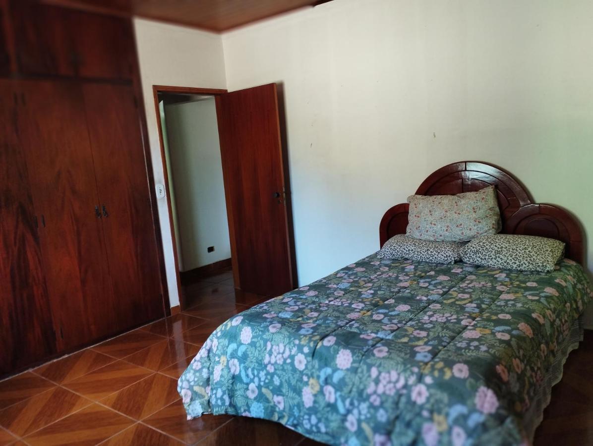 Casa Aconchegante Na Serra Campos do Jordão מראה חיצוני תמונה