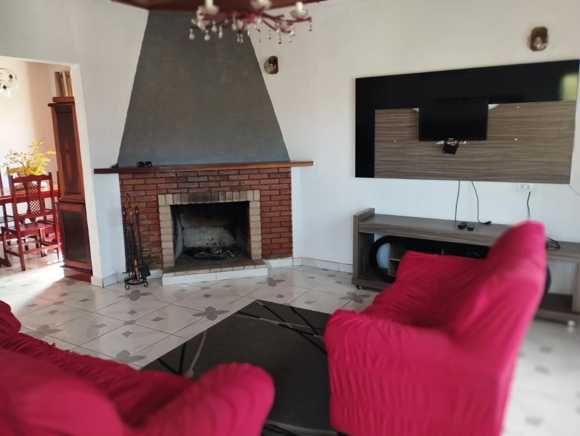 Casa Aconchegante Na Serra Campos do Jordão מראה חיצוני תמונה